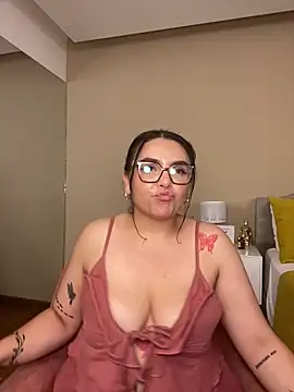 Sembang XXX Secara Langsung AlmaraRouge