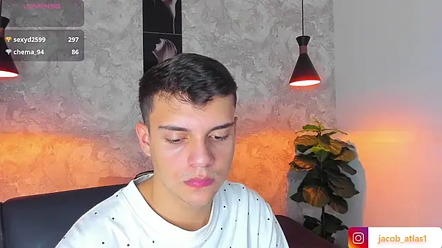 ian_jacob Show Webcam