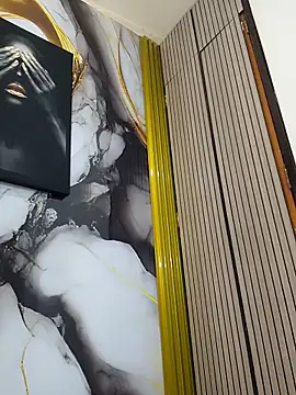 LizzRouse: онлайн-секс-чат