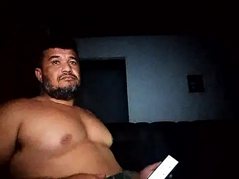 tarra122 élő XXX-chatje