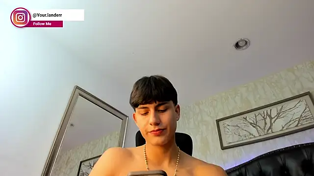 Chat XXX Live Lander_Cruz