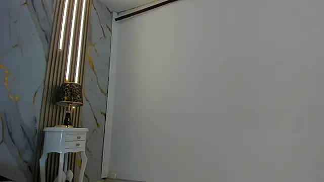 Tiifany_Baker 即時 XXX 聊天