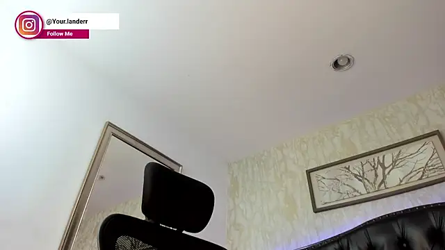 Lander_Cruz élő XXX-chatje