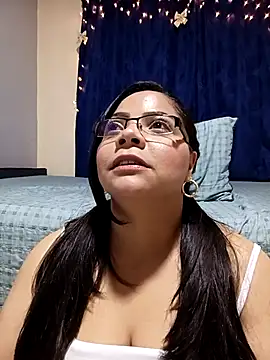 ROUSSE_SINCLAIR's Live XXX Chat