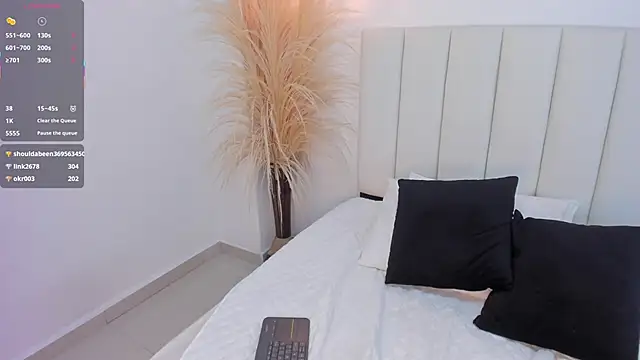 Megan_Brunette2 – webcam-show