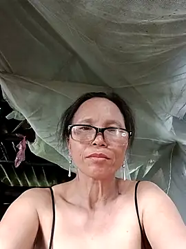 Tina6886's Webcam Show