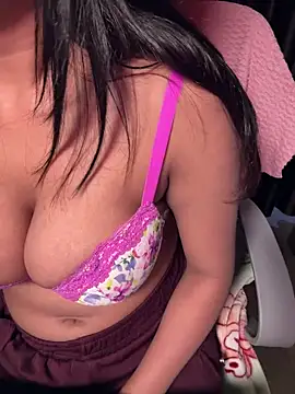 Živý XXX chat Lucky_Flora