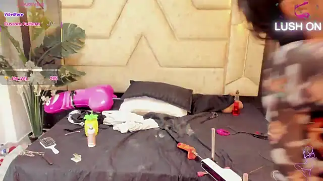 Julieta_Slav3 লাইভ XXX চ্যাট