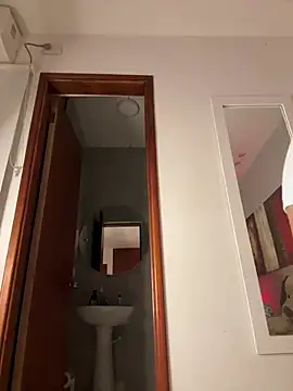 Živý XXX chat AkiraY10