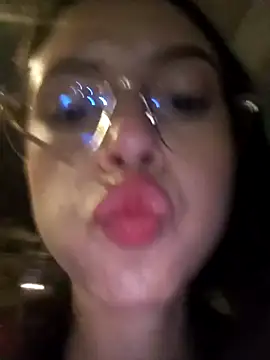 Chat XXX en directo de Natalye_23