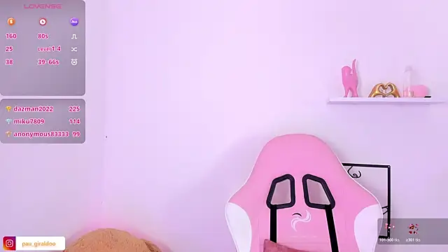 Živý XXX chat paugs