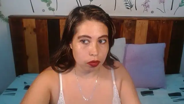 NikkieMilky লাইভ XXX চ্যাট