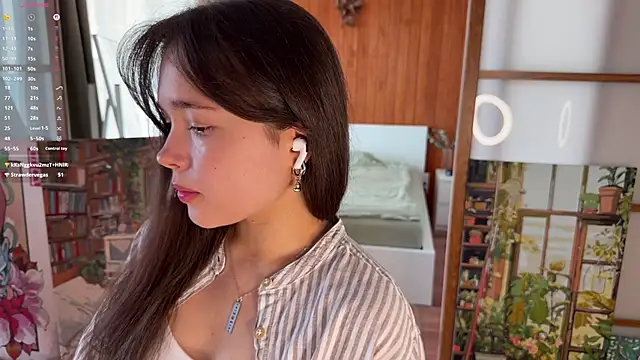 PlumyBun's Live XXX Chat