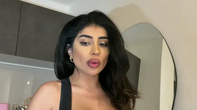 Chat +18 de ArabicBarbie ao vivo