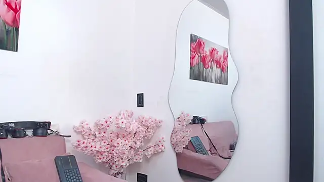 Chatroom XXX en direct de pinky_f00x