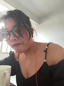 daaqnn 网络视讯表演