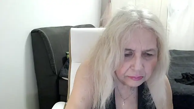 XXX chat uživo modela SusiLifeXXX