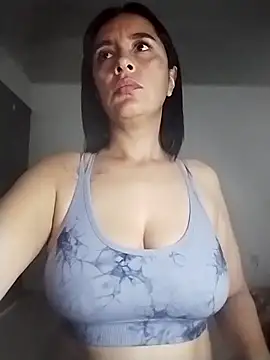 Chat XXX en directo de hailey85