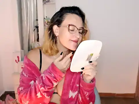 BOREAL_MOON – Naživo XXX chat