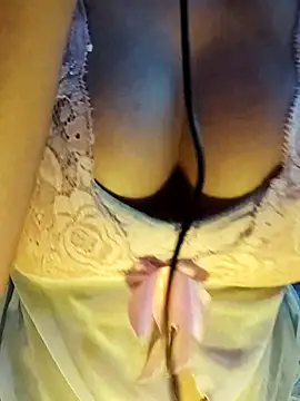 XXX chat uživo modela SHIVANI_PVT