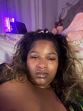 xoxoSELENAxoxo's Webcam Show