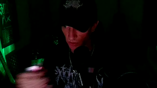 Pertunjukan Kamera Web LEVIATHANX666