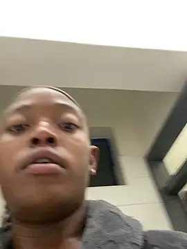 Show modela Slowbur na web-kameri