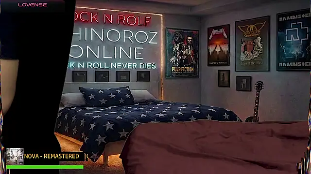 chino_roz Show Webcam