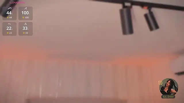 Chat +18 de kaylarossi ao vivo