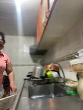 Carola-Ross Live XXX-Chat