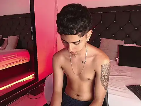 NohaDrake Live XXX-chat