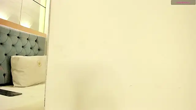 Pertunjukan Kamera Web connie_ossa