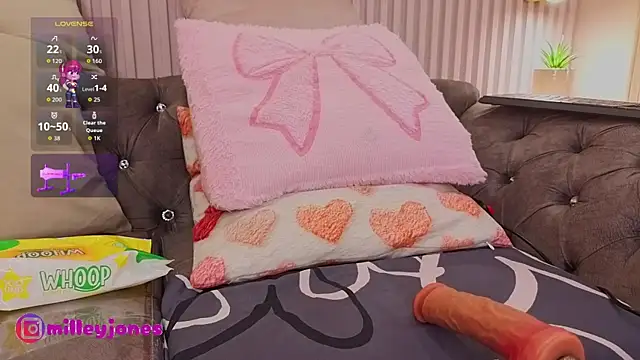 Chat XXX en directo de MilleyJones