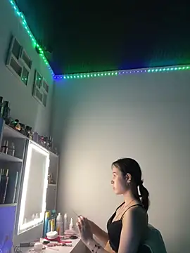 Chat +18 de Just-Lilly ao vivo