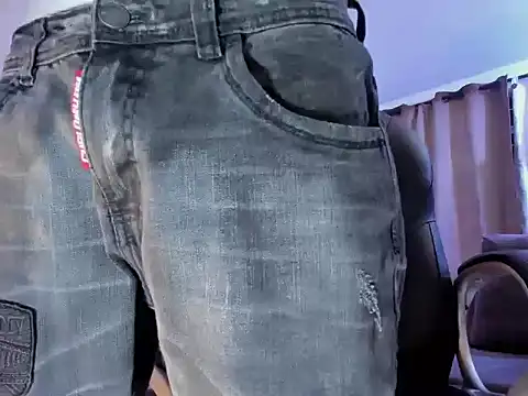 Ethann_Boy – Naživo XXX chat