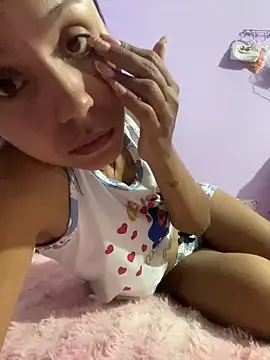 julieta_fn Live XXX Chat