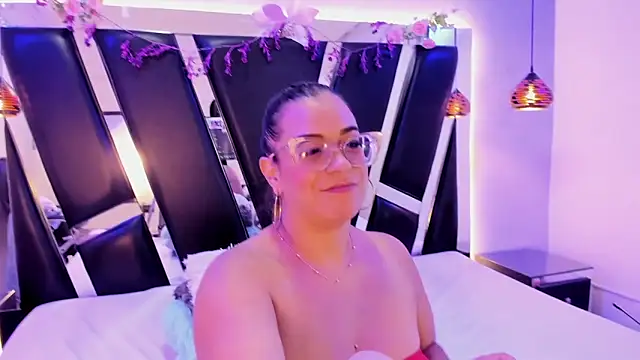 MHONIKBELUCCI Live XXX Chat