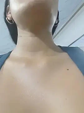 LunnaGlow Live XXX Chat