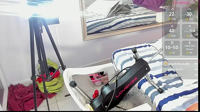 Manurousee's Live XXX Chat