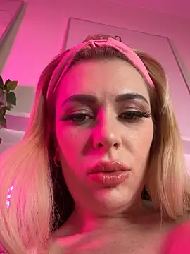 SelinaGalinsky6 Live XXX Chat