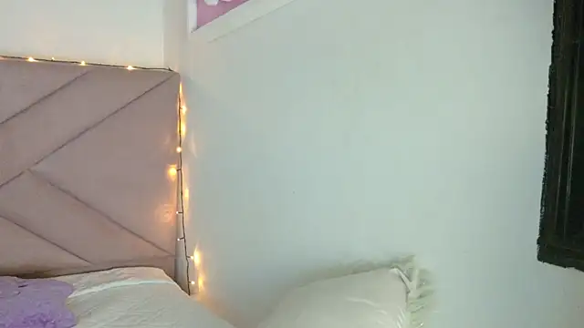 eva_sin18's Live XXX Chat