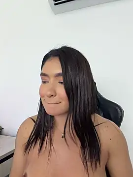 jenn_fit: онлайн-секс-чат