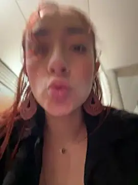 XXX chat uživo modela ariiel_