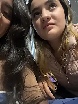 Antonella_Julieta Chat XXX in diretta