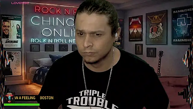 Show modela chino_roz na web-kameri