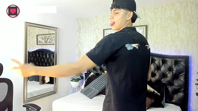 دردشة Lander_Cruz الجنسية المباشرة