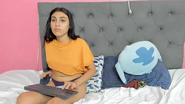 แชท XXX สดของ ariloe_quintero