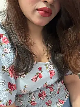 Chat +18 de riya_sharma11 ao vivo