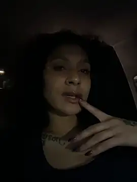 Chat +18 de FerrariFrench ao vivo