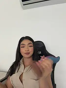 jenn_fit Adlı Modelin Canlı XXX Sohbeti